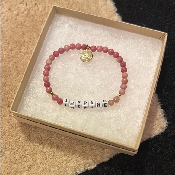 Gold and Pink Beaded Bracelet with Crystal Accents - Picture 1 of 1